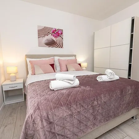 Apartment Kozina *