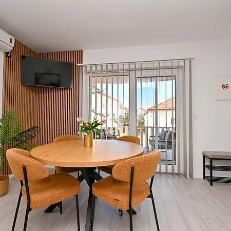 Kozina Apartment *