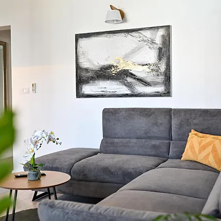 Kozina Apartment
